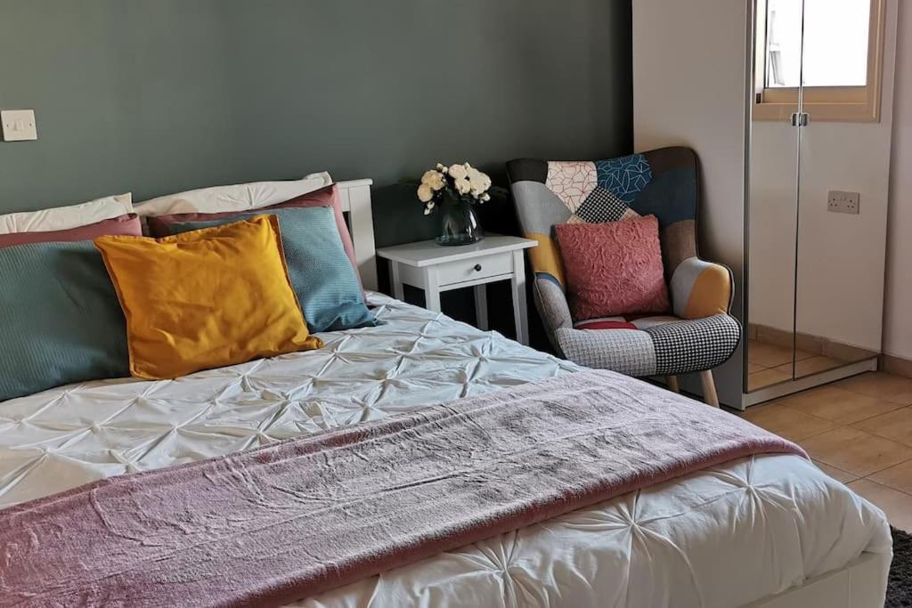 Pretty And Quiet Studio, With Wifi And Parking Лимасол Экстерьер фото